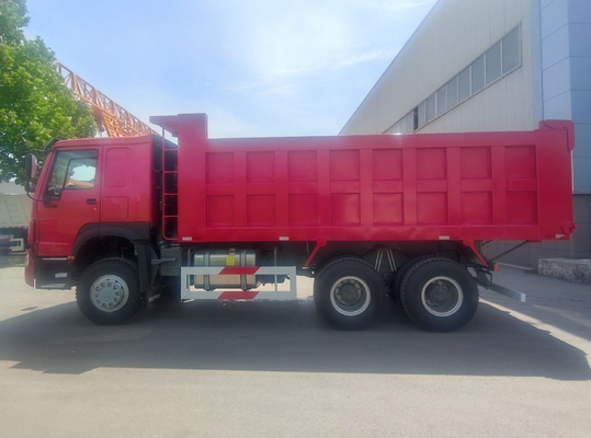 Sinotruk HOWO 6X4 Gebruikte dumptruck 10 wielen tipper truck met een capaciteit van 25-30 ton
