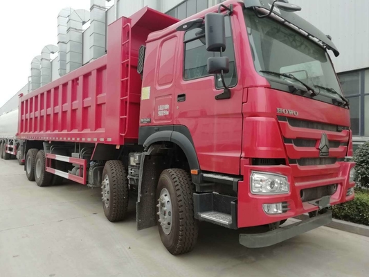 Producten 8X4 12 wielen zware vrachtwagen gebruikte Sinotruk dumptruck voor 40-50 ton capaciteit
