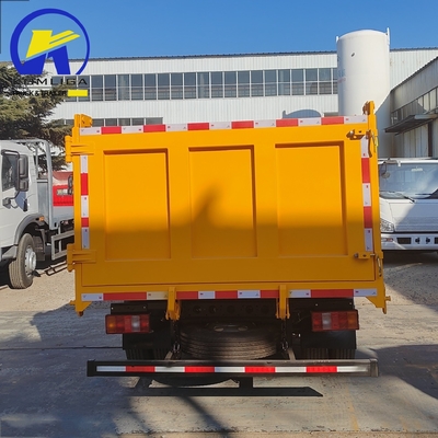 120L brandstoftankercapaciteit Diesel 4x2 5 ton Sinotruk HOWO Truck Benne dump tipper truck