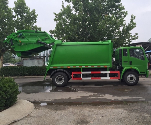 Sinotruk HOWO 4X2 Kleine 5 ton 3 ton Compactor vuilniswagen met 9726 ml verplaatsing