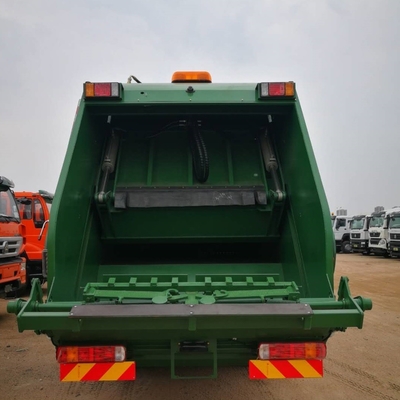 Sino Truck HOWO 4X2 Mini 5 Ton Compactor Garbage Truck Grootte voor Euro 2 emissie standaard