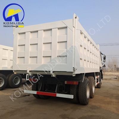 Een slaapwagen met airconditioning Sinotruk HOWO 10 wielen 371 pk vrachtwagen dump 21-30t laadvermogen