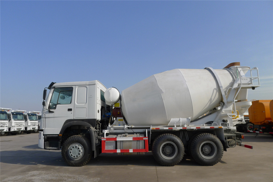Sinotruck HOWO 6X4 8m3 9m3 10m3 Cementemenger Truck met dubbele reductie aandrijfas