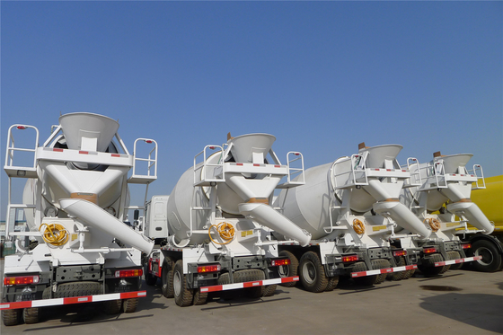 Sinotruck HOWO 6X4 8m3 9m3 10m3 Cementemenger Truck met dubbele reductie aandrijfas