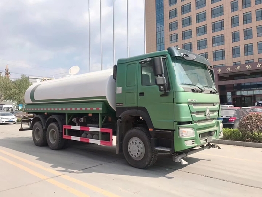 Sinotruck HOWO 6X4 371HP 380HP 20000L brandstoftankwagen met GCC-certificering en banden