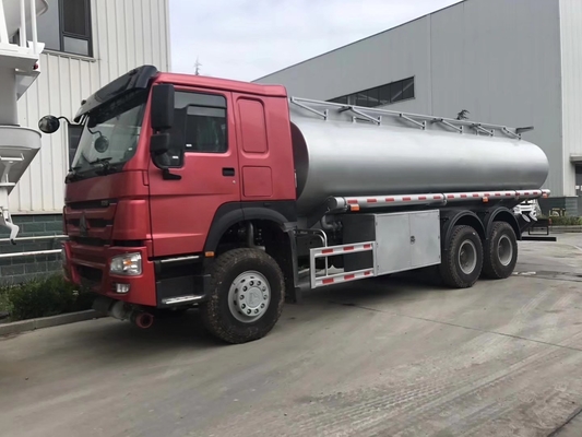 6 wielen 4X2 mini-olietanktruck met HW76 cabine één slaper ECE-certificeringsdimensie