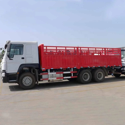 6X4 Sinotruk Transportvoertuig Box Cargo Truck met technische reserveondersteuning
