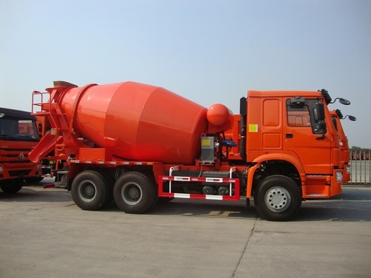 5600X2300X1500 Betonmengtruck met emmerdimensie met stuursysteem Zf8118