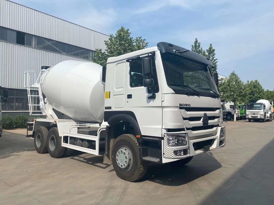 Handgeschakelde transmissie 6-10 Cbm Sinotruk HOWO Mixer Truck met dubbele reductie aandrijfas
