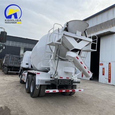 Heavy Duty Sinotruck HOWO 6X4 Bulk Cement Silos Truck met maximaal 300-400 pk
