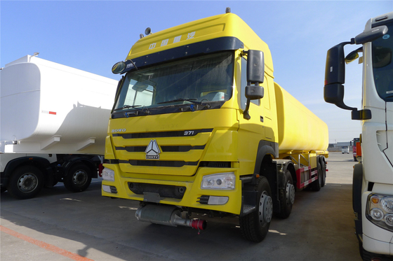 12 16m Sprinklering Area Fuel Dispenser Truck HOWO Shacman Fuel Tanker Fueling Truck