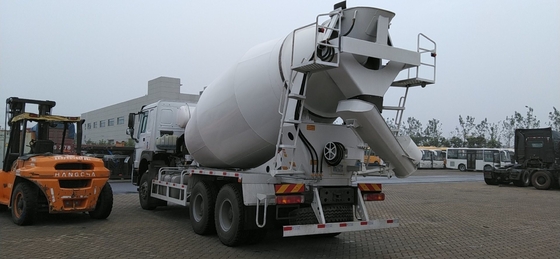 8-10cbm HOWO Shacman Cement Mixer Truck Manuele transmissie voor Afrika