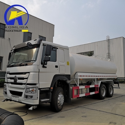 25cbm Sinotruk HOWO waterbespuittruck met D12.42 motor en Pto transmissie