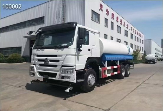 Sinotruk HOWO 4X2/6X4/8X4 Waterbowser Tank Gebruikte watertruck met after-sales service