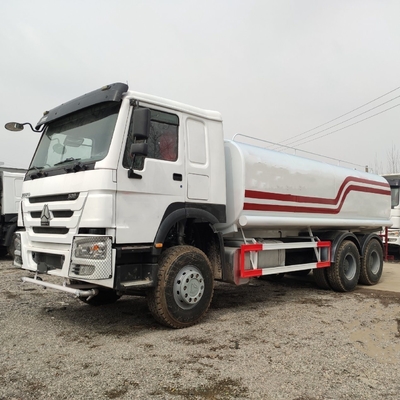 1X9000 Kgs Vooras Euro 2 Sinotruk HOWO 4X2/6X4/8X4 Sprinklertruck voor afvalwater