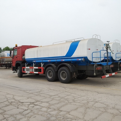 Aanpassing Sinotruk HOWO 4X2/6X4/8X4 Gebruikte watertruck met 20000 liter tankvolume