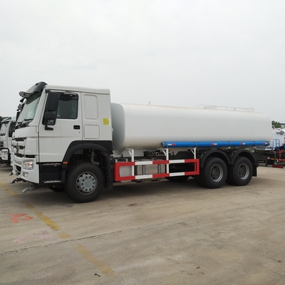Sinotruk HOWO 4X2/6X4/8X4 Drinkwatertanks Gebruikte watertruck met 15001 30000L Volume