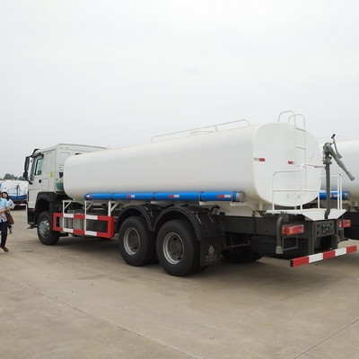 Sinotruk HOWO 4X2/6X4/8X4 Drinkwatertanks Gebruikte watertruck met 15001 30000L Volume