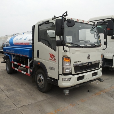 Sinotruk HOWO 4X2/6X4/8X4 Drinkwatertanks Gebruikte watertruck met 15001 30000L Volume