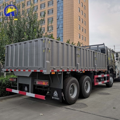 6X4 aandrijving Sinotruk HOWO Flatbed Fence Truck voor uw vrachtvervoer