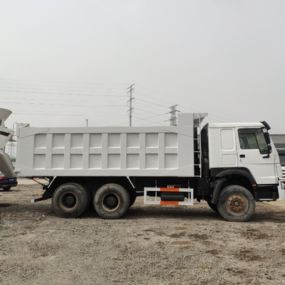 Gebruikte dumper handgeschakelde transmissie één slaapwagen met A/C cabine betaalbaar tweedehands