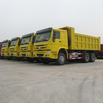 Sinotruk HOWO 8X4 371HP tweedehands gele dumptruck met handgeschakeld type