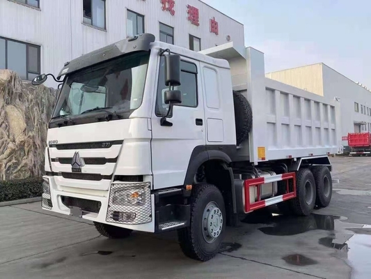 Hoofd Lifting Style HOWO 10 banden 20cbm 6X4 Dumptruck met handgeschakelde transmissie