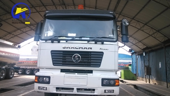 Shacman F2000 4X2 270 pk 10cbm brandstoftankwagen met hydraulische hefmachine