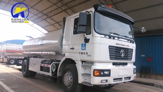 Shacman F2000 4X2 270 pk 10cbm brandstoftankwagen met hydraulische hefmachine