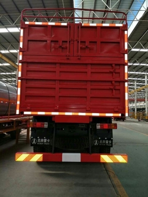 Beiben 10 wielen 6X4 vrachtwagen met Euro 2 emissie norm en diesel brandstof type