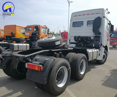 6X4 aandrijving North Benz Tractor Head Truck met 400L aluminium legering brandstof tank