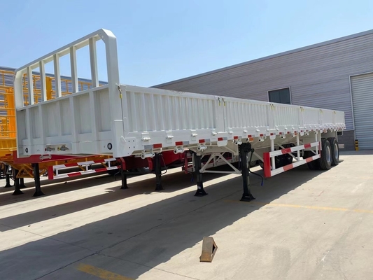 Semi-trailer met een zijwand van 40 ft met 3 assen en met een ophangsysteem van het type kruisarm