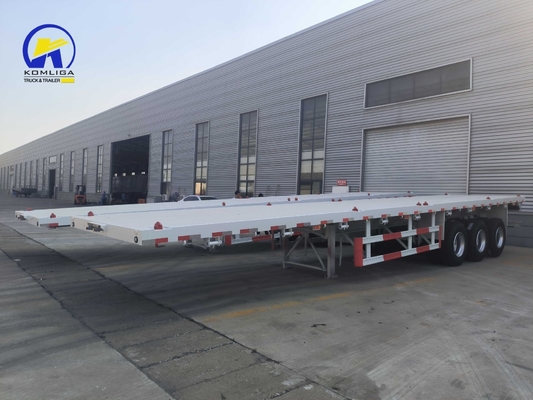 Sinotruk HOWO Platbed Semi-trailer met Fuwa-assen en 16 mm Channel Steel Side Beam