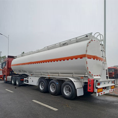 3 assen 45000 liter brandstoftank aanhangwagen met 50 ton laadvermogen en 12r22,5 banden