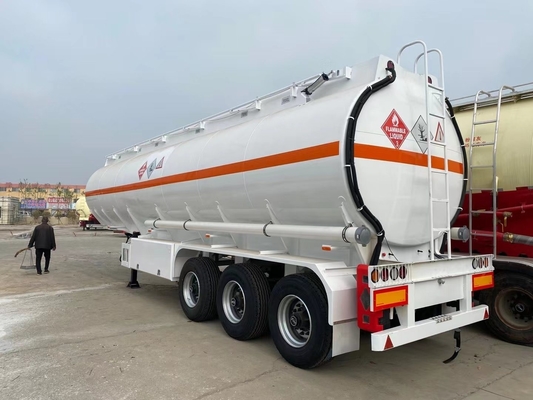 Waterpalmolievervoer 45000 liter brandstoftank aanhangwagen met 2 ontladingsslangen