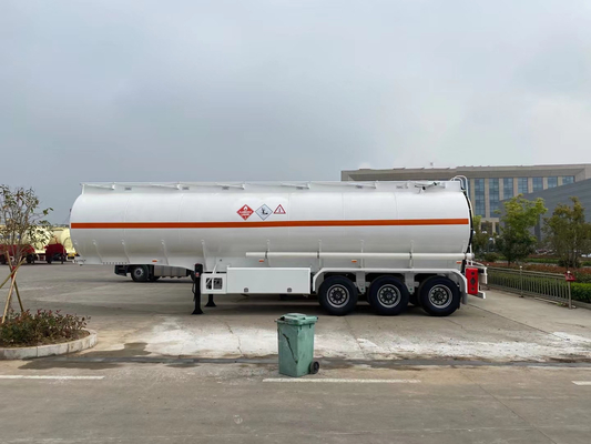 Waterpalmolievervoer 45000 liter brandstoftank aanhangwagen met 2 ontladingsslangen