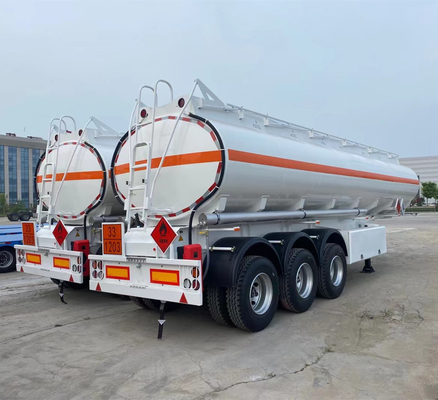 Lichte 3 assen 40 50 ton brandstoftanker Semi-trailer met 6 PCS T30/30 remkamers