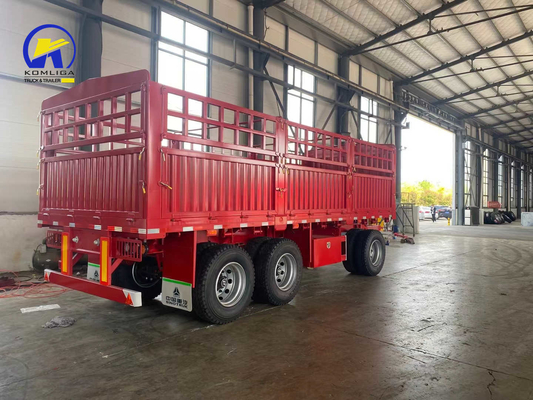 12500x2500x1650mm Gereedschapskist Eén stuk 1m * 0,5m * 0,5m 3as Sinotruk Full Trailer Truck