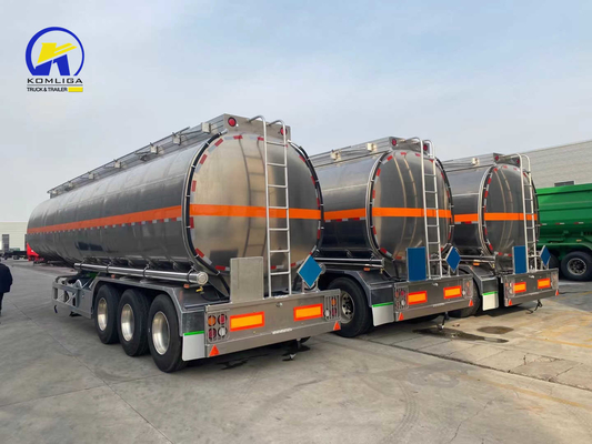 Verwijderingsmotor van het type cross arm aluminiumlegering 45000L 4 compartiment brandstoftanker