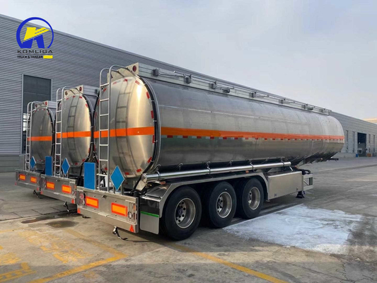 Verwijderingsmotor van het type cross arm aluminiumlegering 45000L 4 compartiment brandstoftanker
