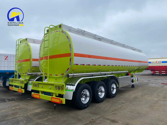 3 assen 42cbm Wit en groen Kleur Feul Tank Halve aanhangwagen met 12500*2500*1650mm Grootte