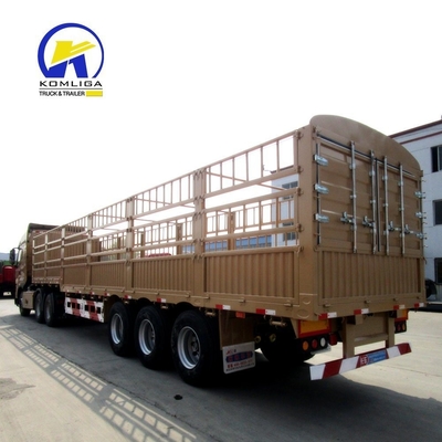 13000x2500x3900 mm drie-assige gesloten vrachtwagen met zijwand en GCC-certificering