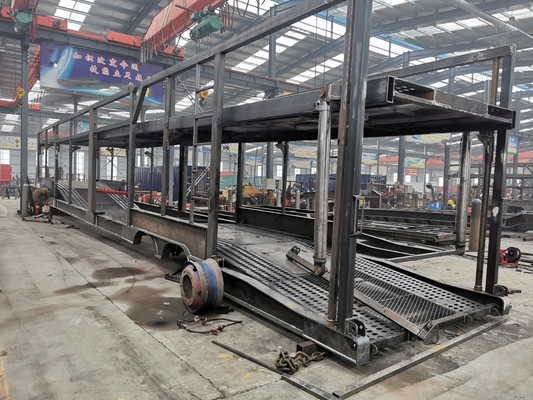 Semi-truck aanhangwagen voor Centraal-Azië met een laadvermogen van 80 ton