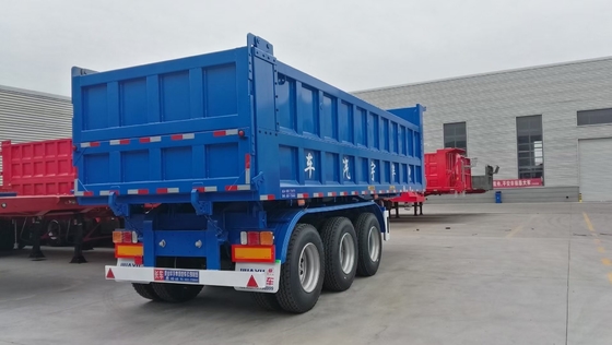 Eindzijde Achterste 3 As 35 40 kubieke meter Dump Tipper Trailer met zelfdumpingfunctie