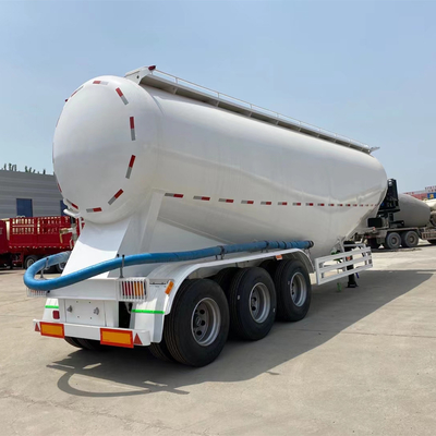3 assen Cimc Cement Bulker Trailer met 35m3 40m3 45m3 capaciteit en 2 reservebanddragers