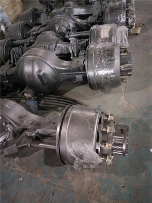 Onderdelen voor vrachtwagens banden/wielen/banden motor en meer 1000*2500*1000mm Afrika's keuze